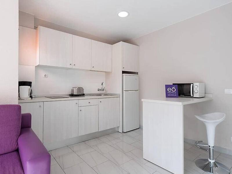 8FE18CDA7EE2A78175A25DECCA564909