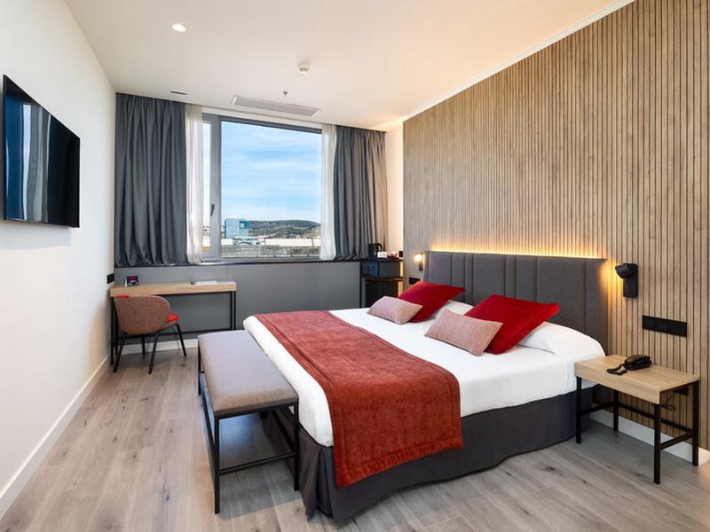 B3D36AE7D73CC82C7BC92280CE92382E