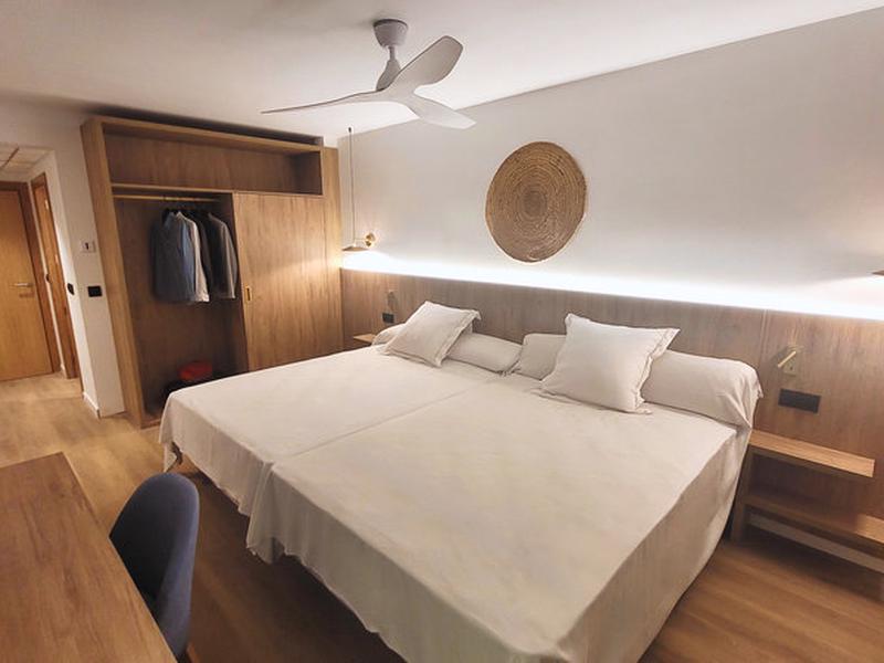 836EF7B546AAC145B8A438D81519CB59