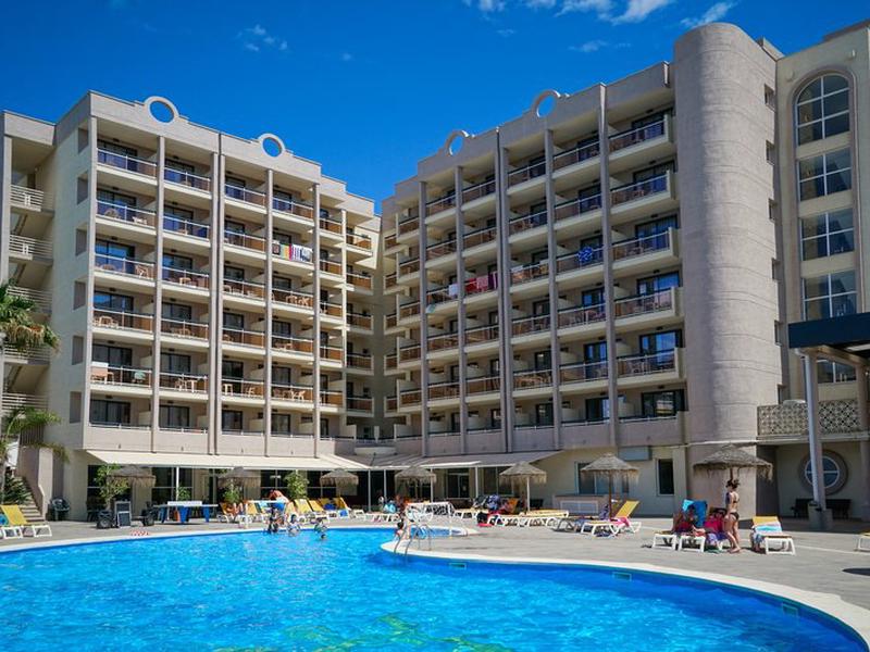 B3CAEA43E5B7E4D869F7F5CA415B9D28