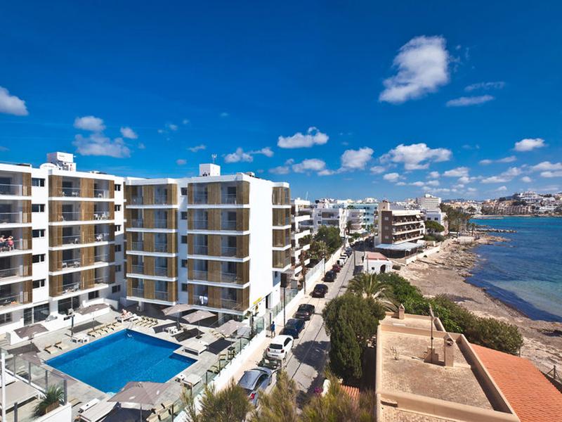 76B96B618EF9CE890A17DB5BC975DD3B