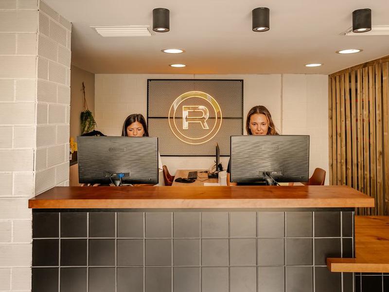 330C670ADE006155169745D2C524DCAC