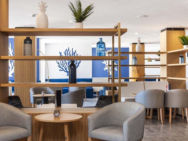 CD3809DEDECDD434A66448D831D4165D