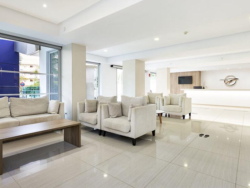 8B6E98B9D057D99807A8B1C736896BD4