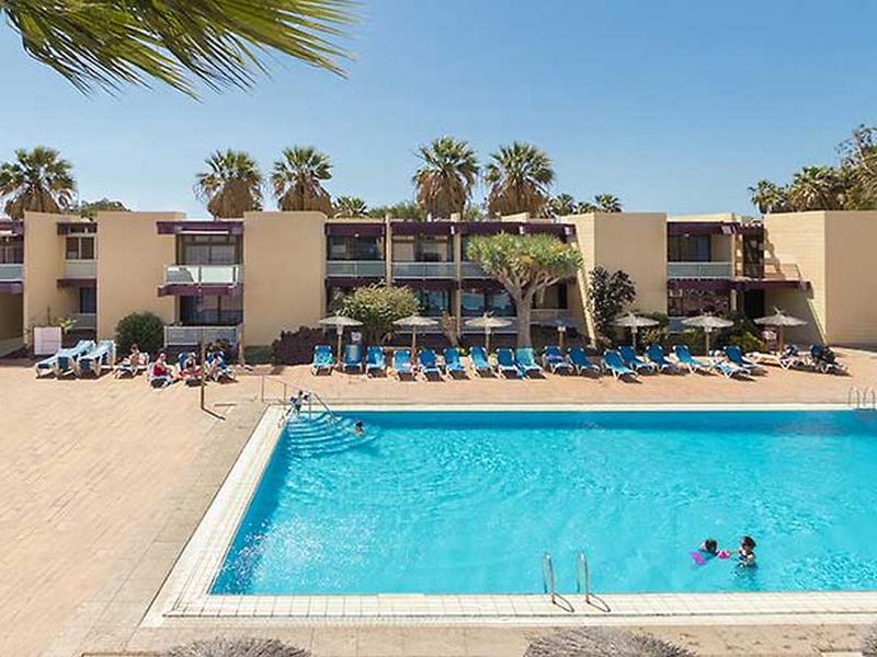 F67CA24860B4B196FB8F9DDB456C744B