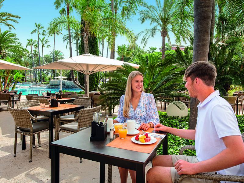 97F804BBAF8B54630749ABBB2E095F18