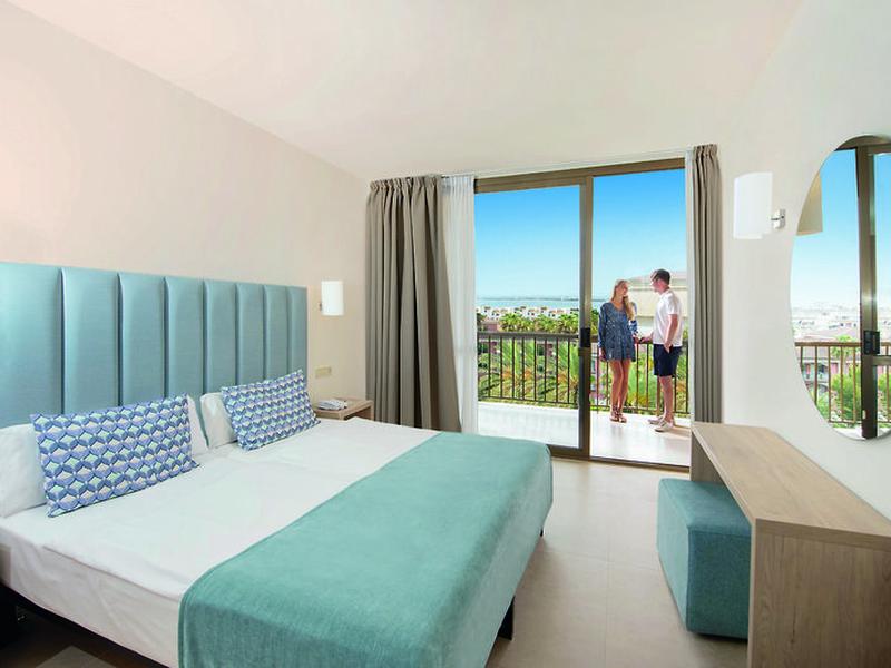 85130FFD3B7F96697E25D2583EA599CD