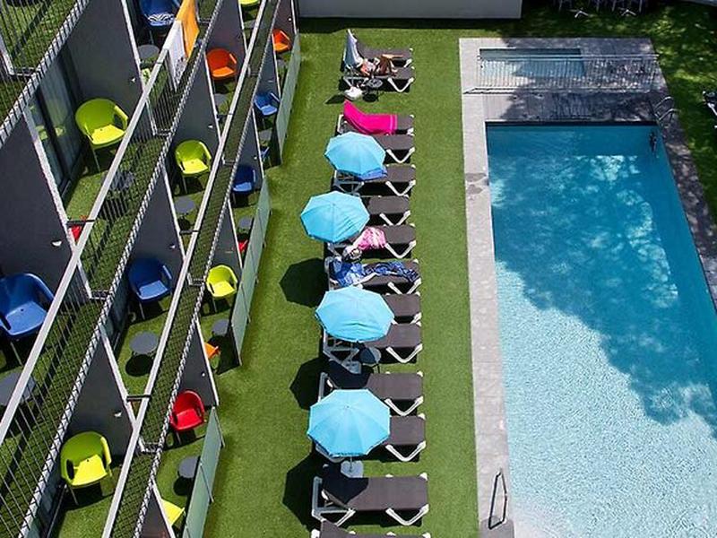 05DDC792C5E642704DDA2164EC15EFE8