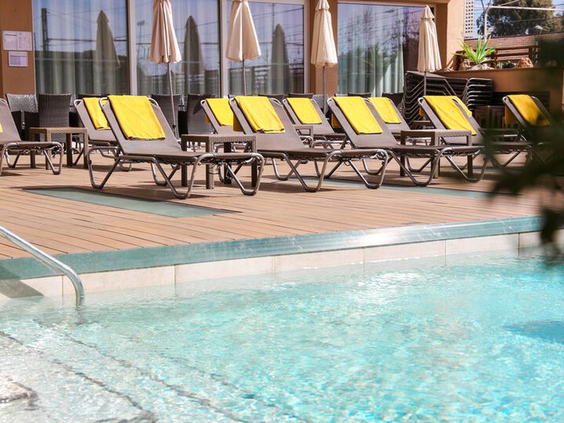 DEAF6AF4E1DB1EFBCE3C6098E703E279