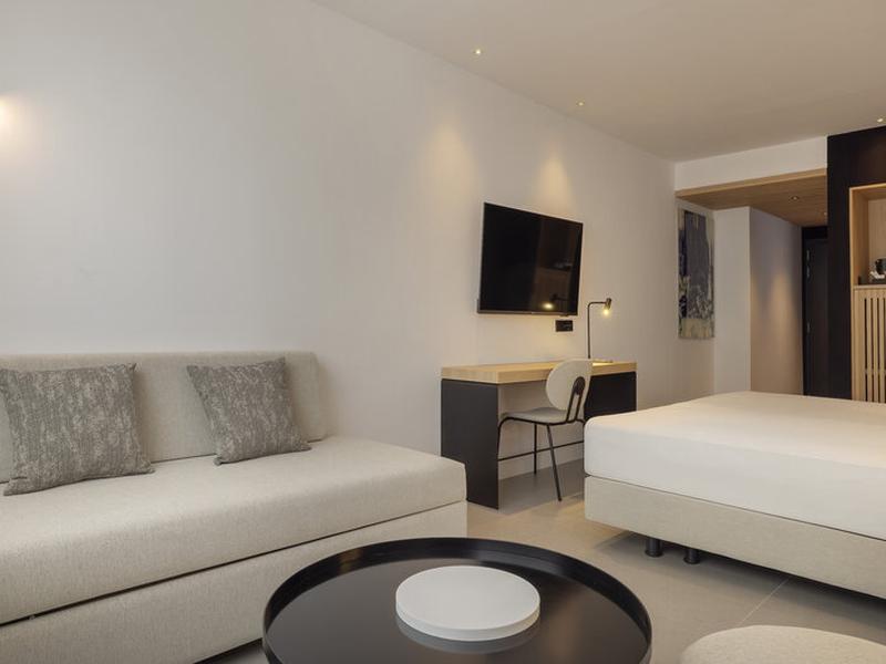 3B44BF68DEECE343BD1EE953D5987440