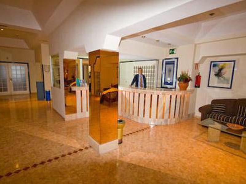 217ACE0648FA44966D5D581BD4C9B4A6