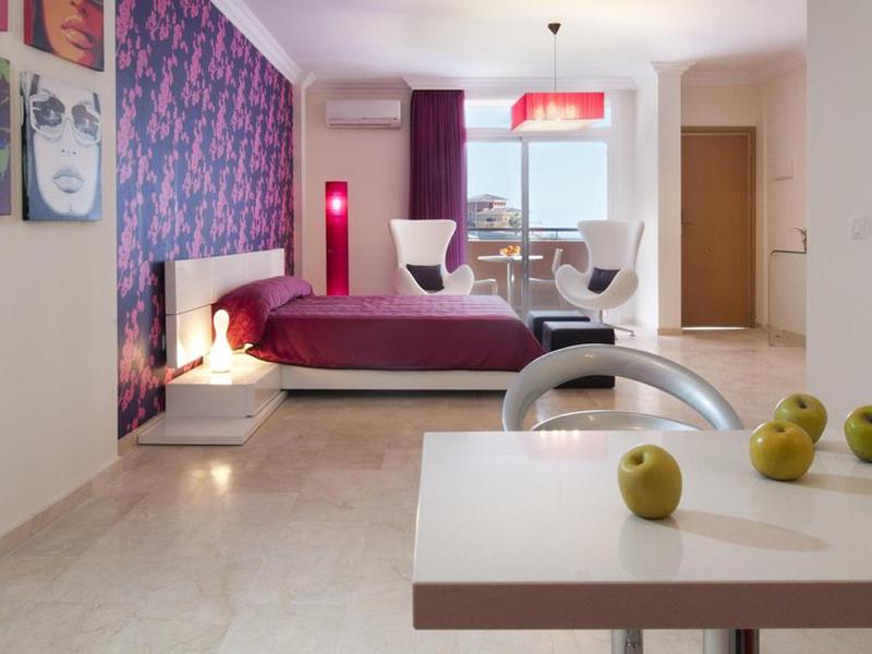 D7CACC5EF50B2528D13F321AD81C4A6A