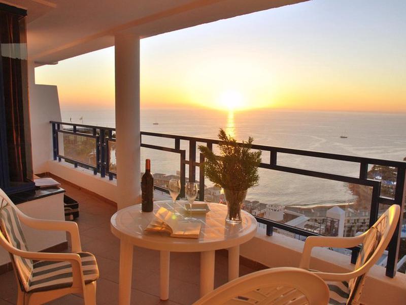 E3C9A4446D0D52FEEBA8FB4C0E22DB8A