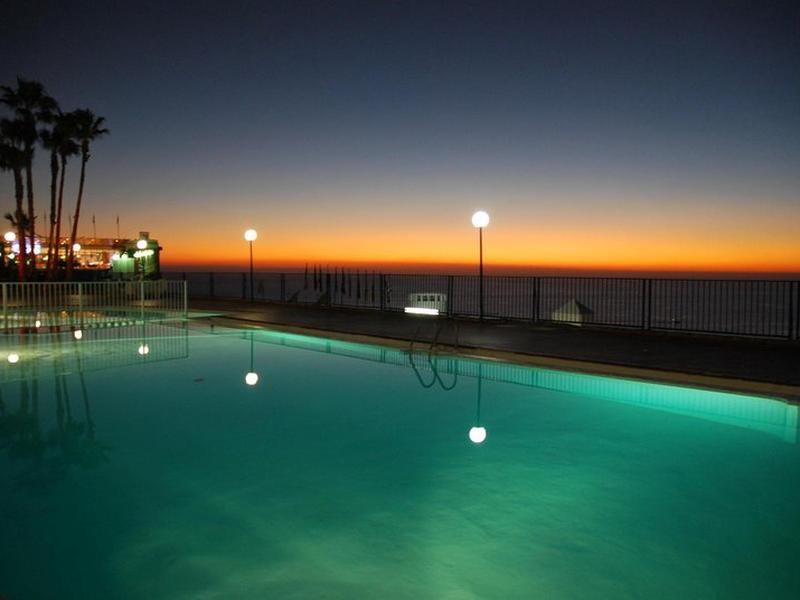 A0B7D35DD8FF3C7D706884B1DBA40F12