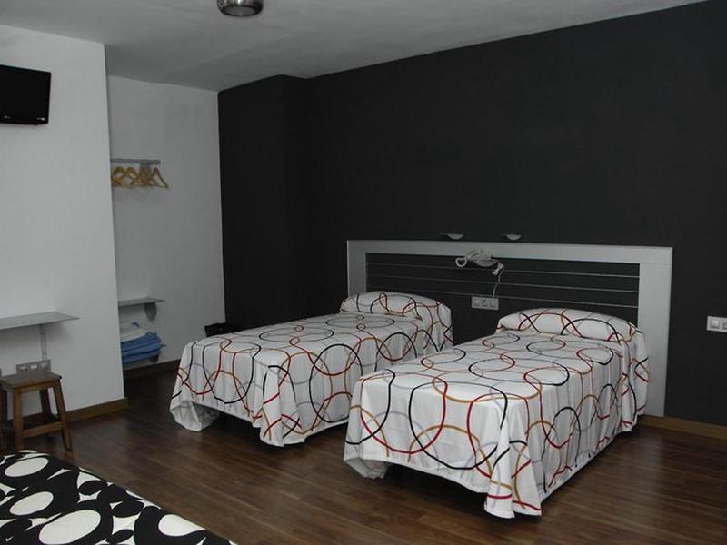 270B6AB42DB6F11E4E683EA17F81229F