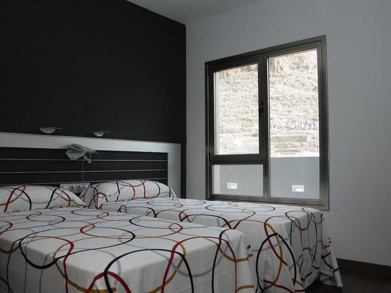 FF8AAC51C3236B4AB367ACC051B9F3BA