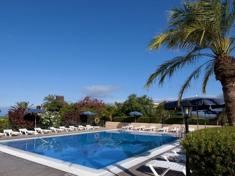 8CA83BCBD3915DEFF5F7F3432AE0B8E1