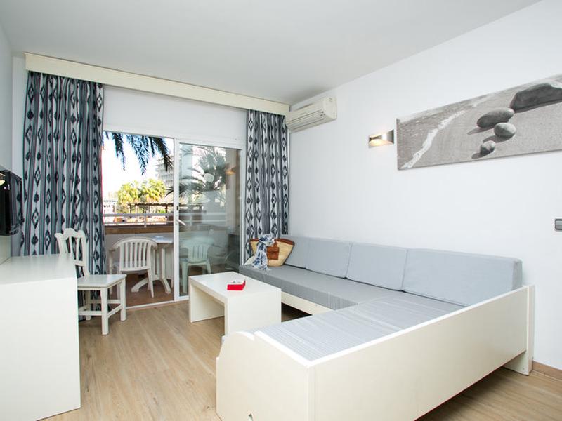 2CE05BF15A2CDA0B67B0DD5A75133A7A