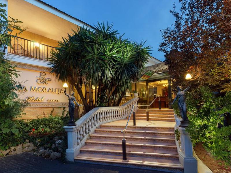 6842EFC7D5823852096D85FD28C37A96