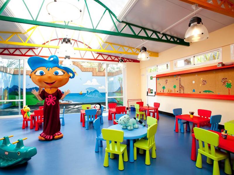 108F05EC3989B4E88CB3EBEF4E434E20