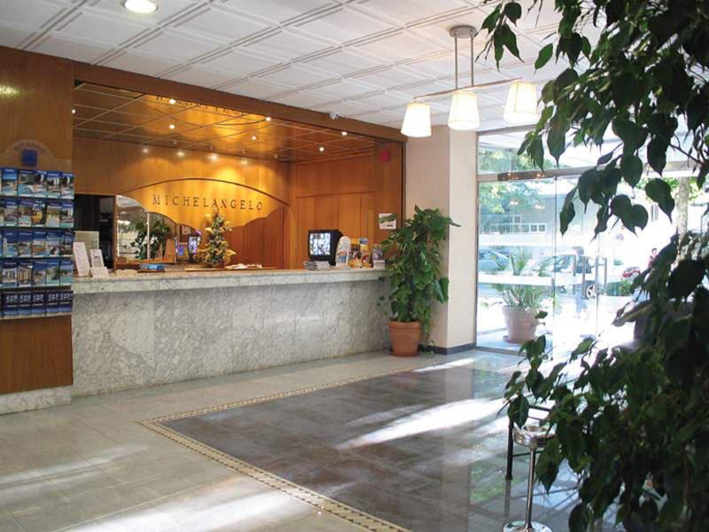 F2D3E4CBF9CCF91A7F3AF01E707B38BC