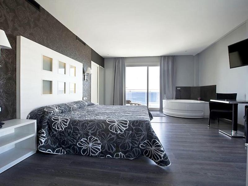 C20F3B6C3781DA63123228F9F0D96E30