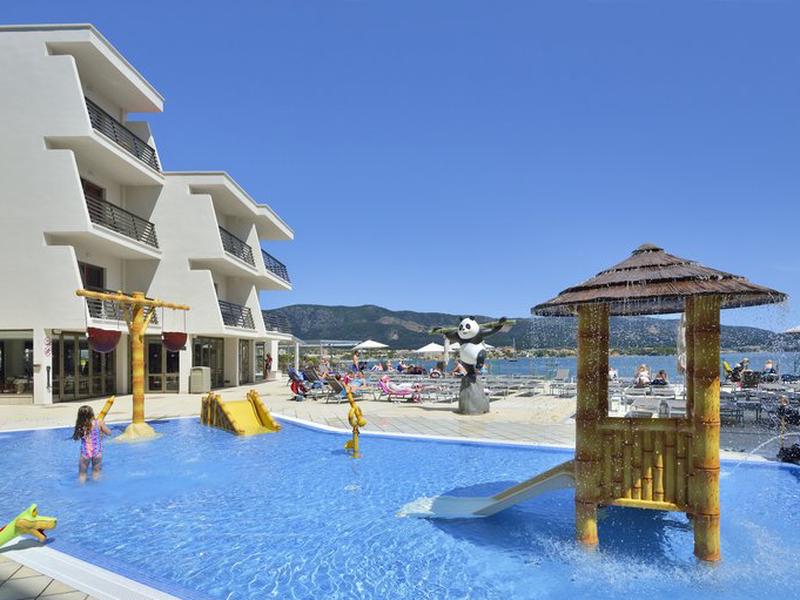 F9B6B338888516DCAFE9FB25B4EA6107