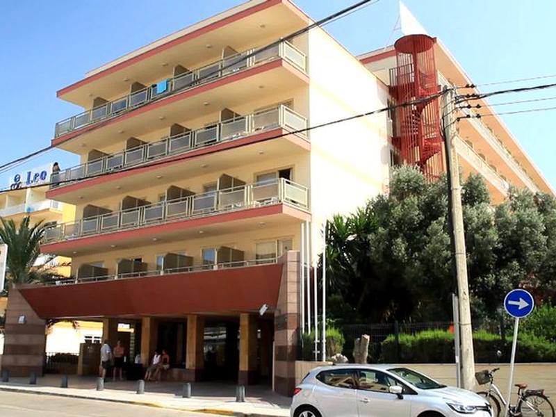 9934E34FD48D5D4EC1180145A42763EF