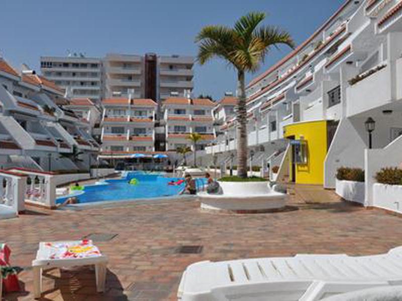 9590DB3433D506AF9E5E2E30C9497738