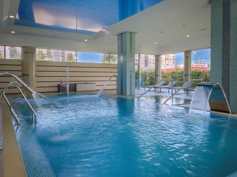 97A2E71DDF60B9D10387F0C4B4445F2E