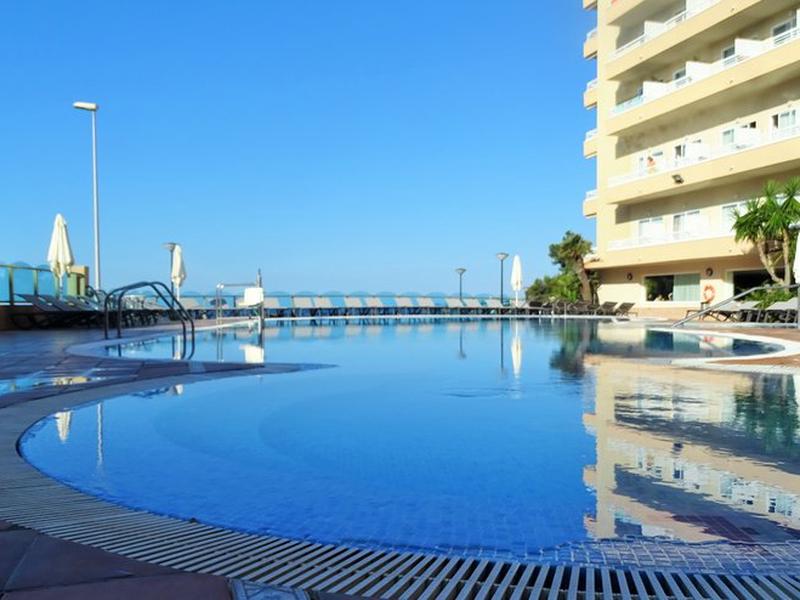 D8AB6BAED9F74703D96BCE494411BC20