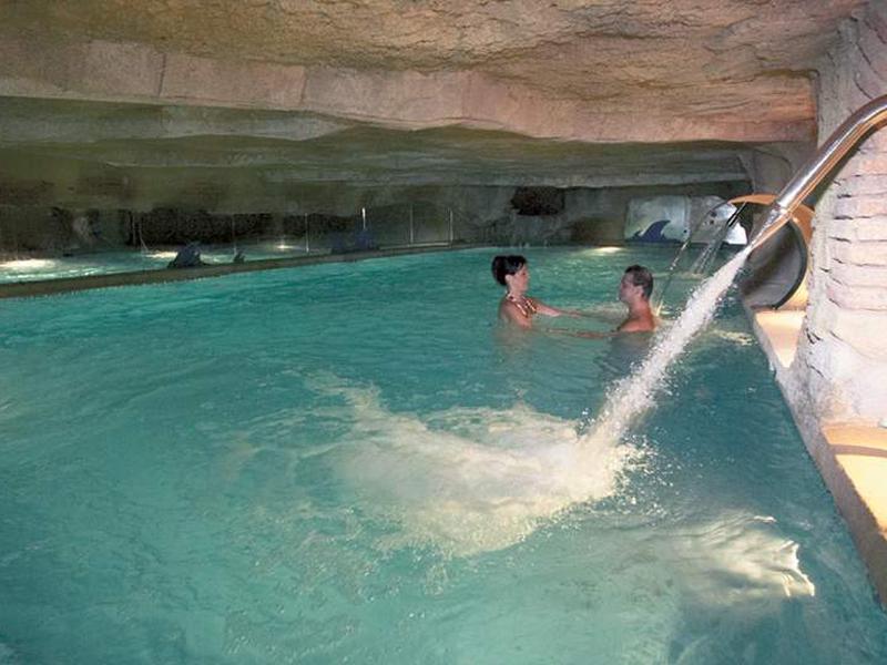 7FF6295EC251DDE3C0C8CB8197DDC805