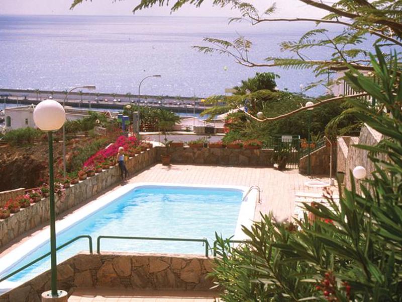 9988045ACE687BEF06CB4CFD89FF7486