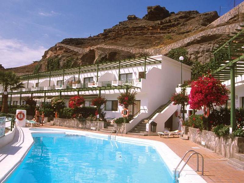 C282201E52B52FBD5A7C6D9A04BE4D60