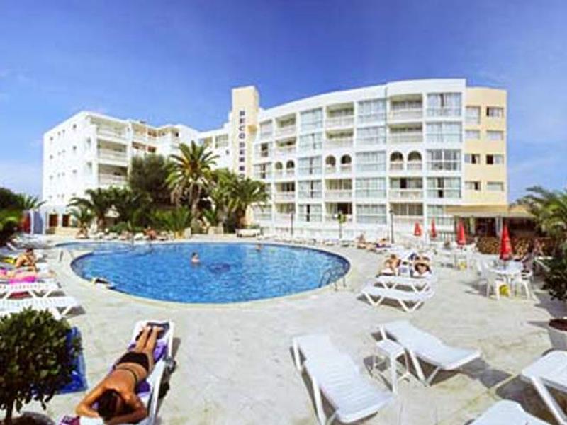 D6982106579105A5F1F009A90DDF1742