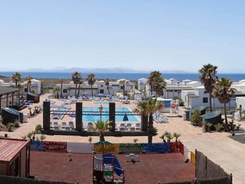 B9D21398710CA40314C464EC7F539D7E