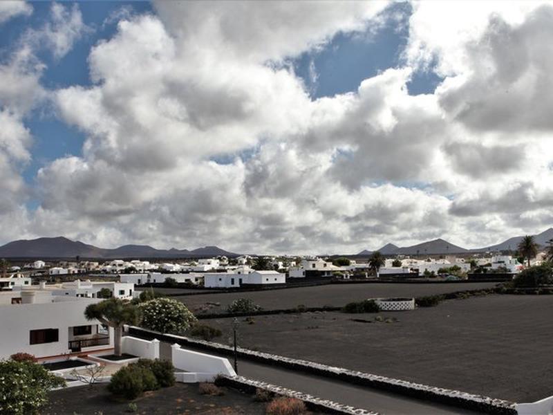 3A37D80055B2D7D5B03E1D76B006E79E