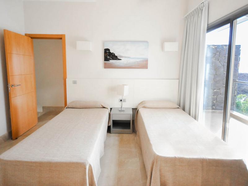 D2AE4C6C459BC55128C4C40EEC647347