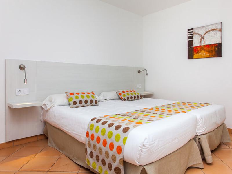 18E1EFD71BDB357EE25161FA192B792A