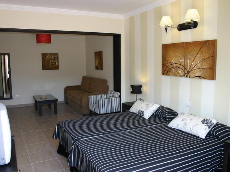 60568F9C399EA6A78211A6725E2CA7FD