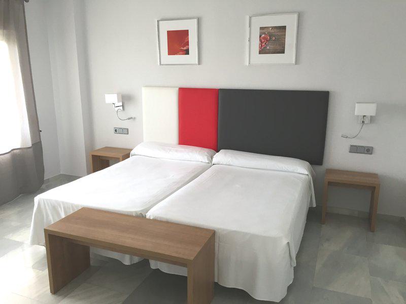 5C740A4D922E339DB0C3C9980CD6EF28