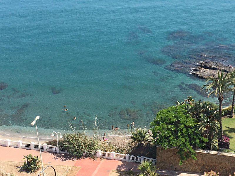 636012F4C2F6AEB0A9CB6141274D7F1E