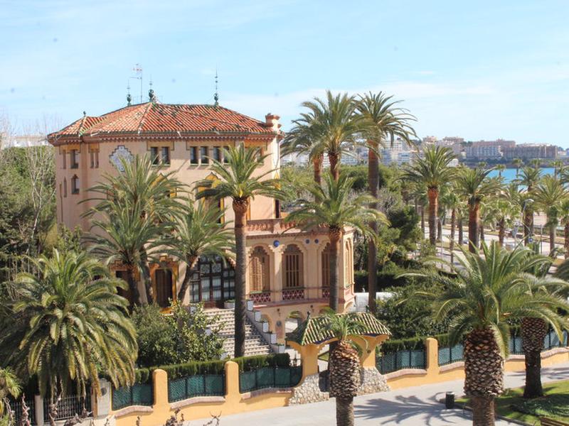 A9283F220D063DB5BE031D0303037308