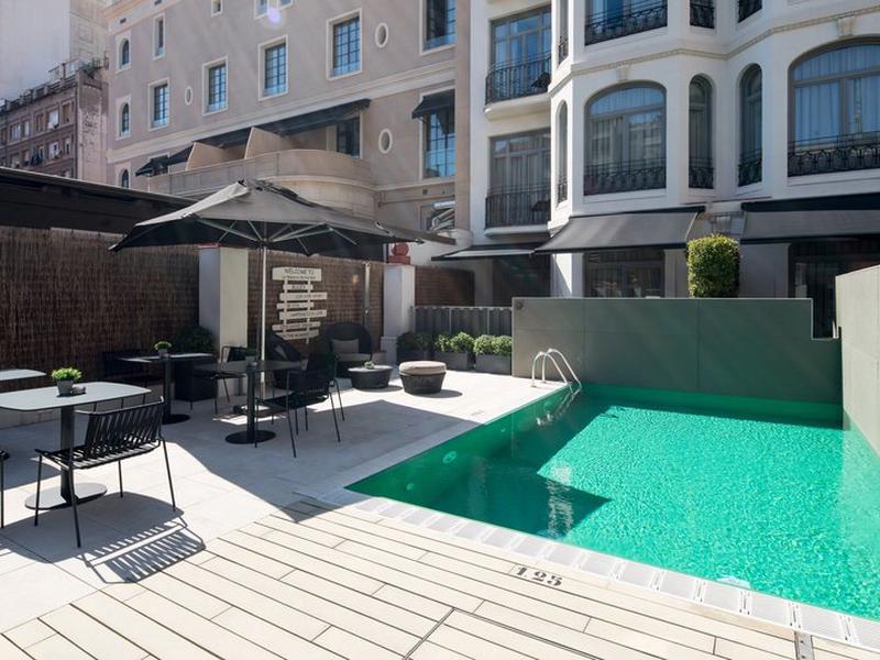 B183BCB7FBA67DF7729DE884BBB3F85C