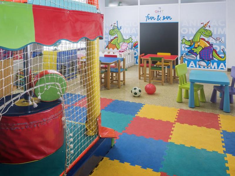 4BE9B3490B1AF152A6F06C420428B964