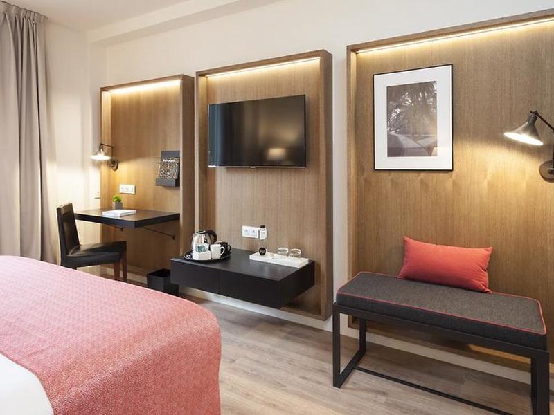 C96361848DD7FF5CD08BEE3A7A75387B