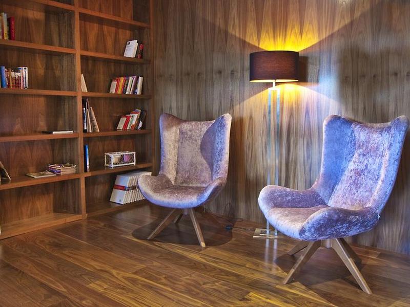 F5919AE63438FEF5113E0767B0ECCE91