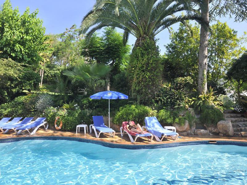 AD733FCE8A6CE63AE4966D3C676FAD80