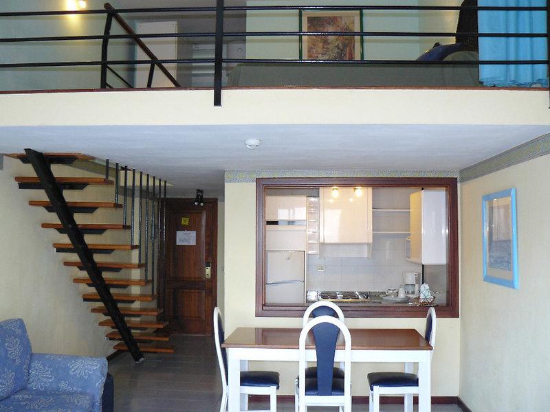 E67AFA8C74AF2E7EC9B65FB5683CA0DA