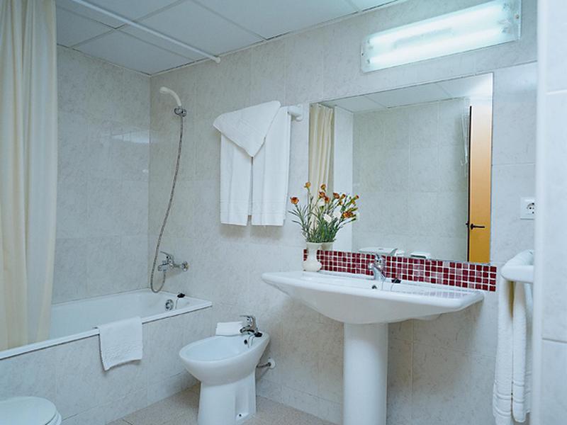 814DAF39178417CE887EEA73298F7E6A